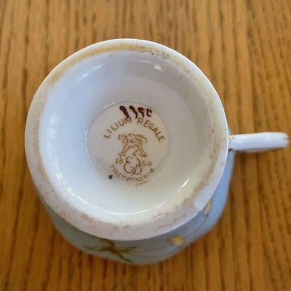 Vtg. FOLEY LILIUM REGALE TEA CUP & SAUCER Light Blue, Hand Painted Yellow Lily - Picture 8 of 12